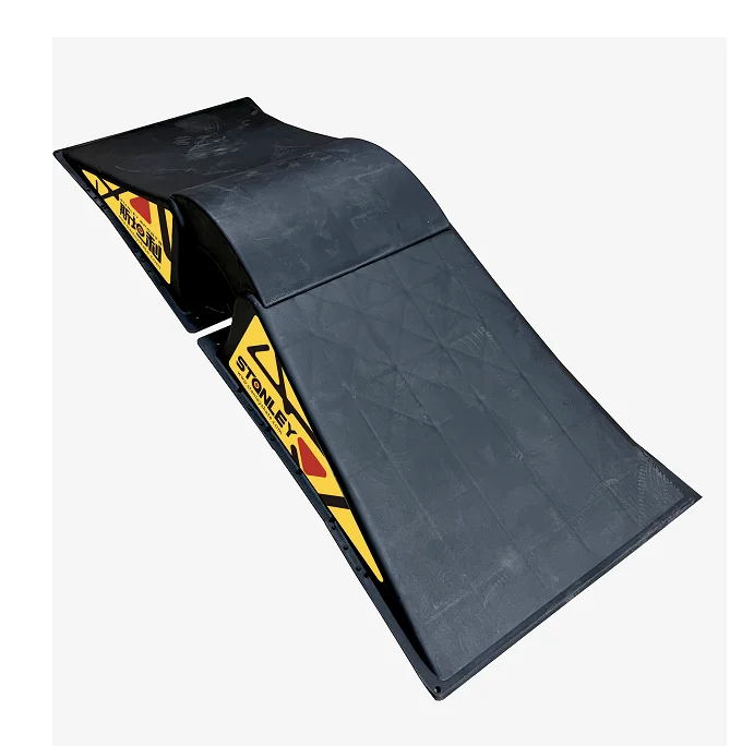 Wholesale Price Good Quality Outdoor and Indoor Game Competition Wave Ride and Skate Ramp for Skateboard Inline Skating Bike