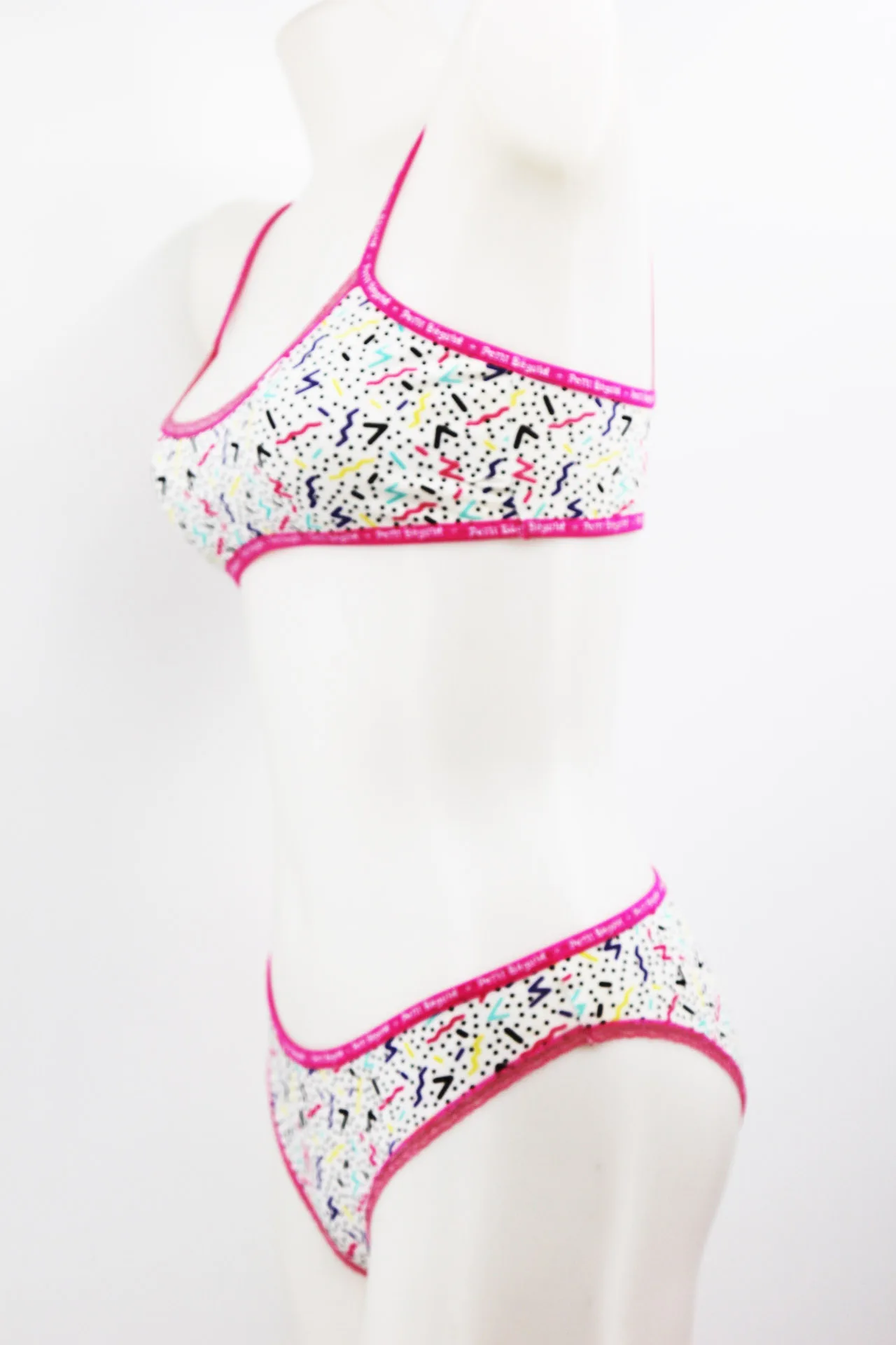  2021hot сексуальные девушки трубка bralette комплект Прекрасные Разноцветные Бюстгальтеры Комплект разноцветным рисунком в виде цветов для девочек без