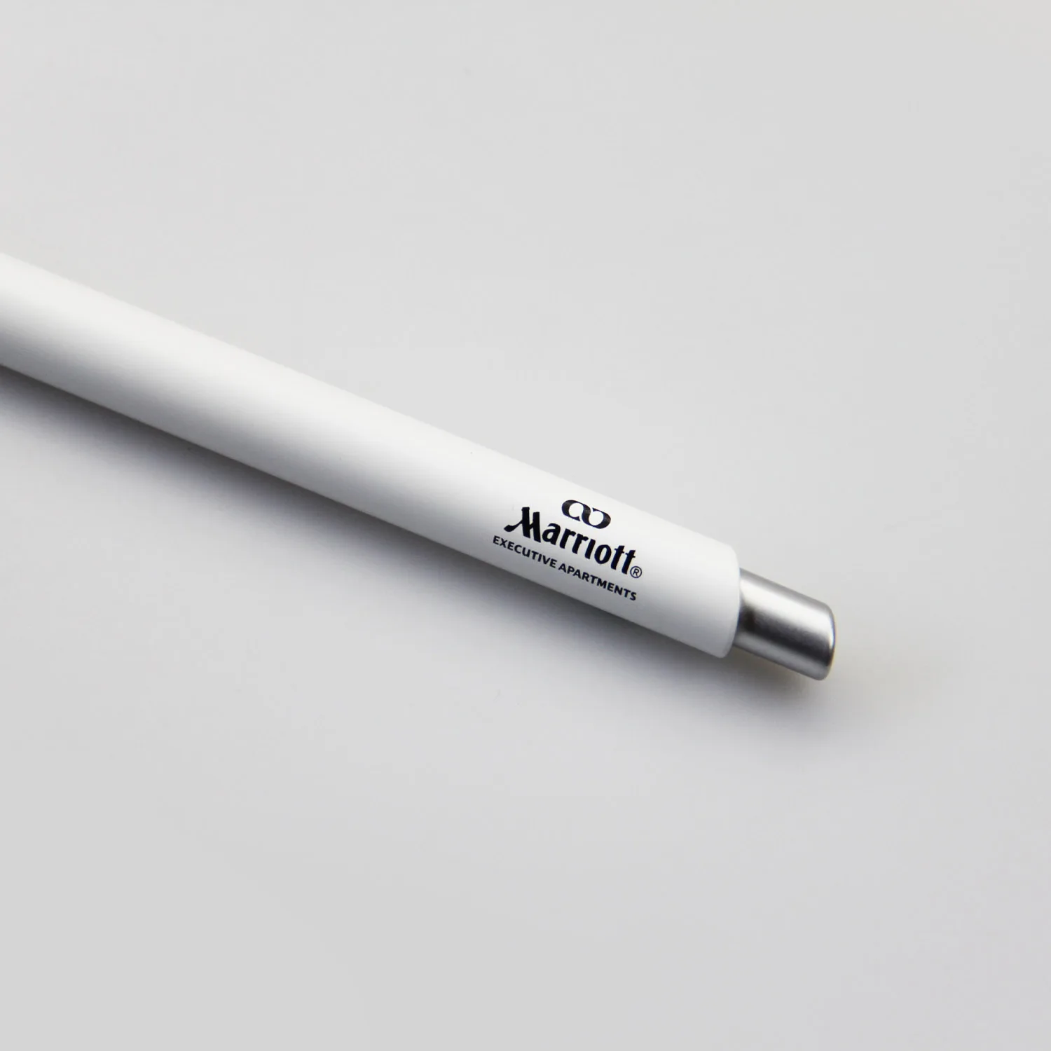 MARRIOTT EXECUTIVE APARTMENTS DELTA HOTELS CUSTOMIZED CLICK BALLPOINT PEN