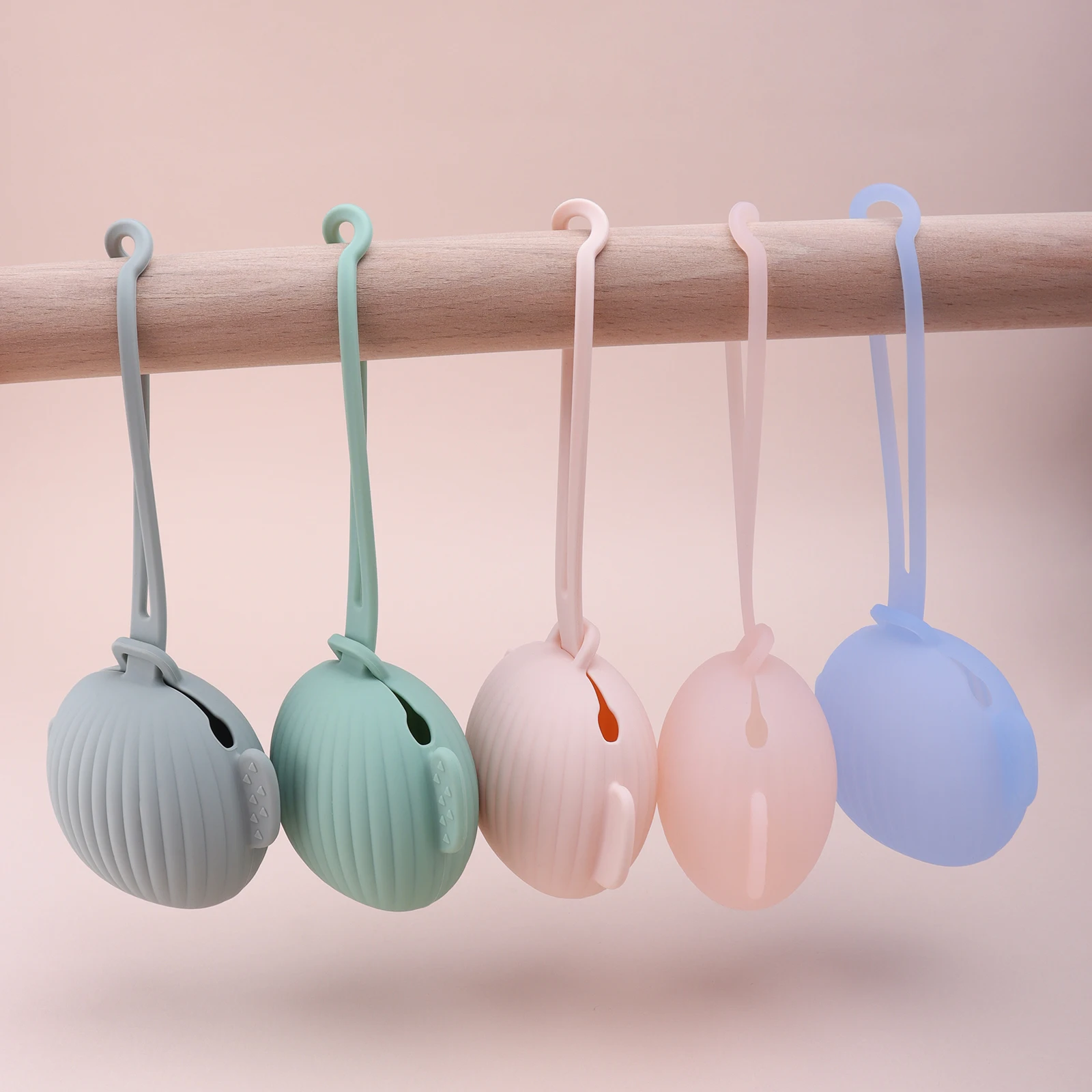 Latest BPA-Free Silicone Pacifier Organizer Certified Silica Gel Material Dish & Utensils for Baby Pacifier Storage