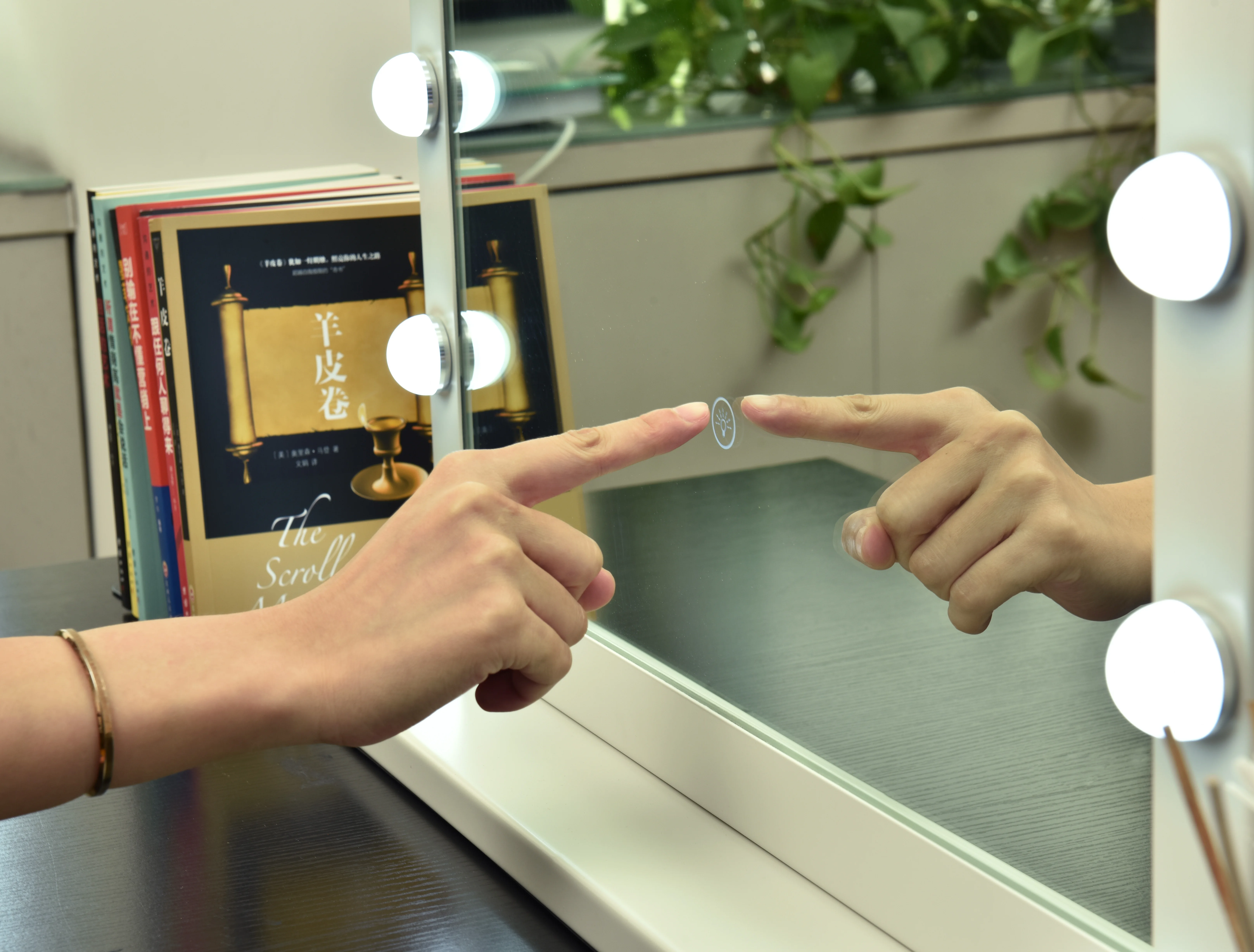 Barber Shop Beauty Salon Station Framed Light Up Makeup Vanity Hollywood  Mirror With Led Bulbs