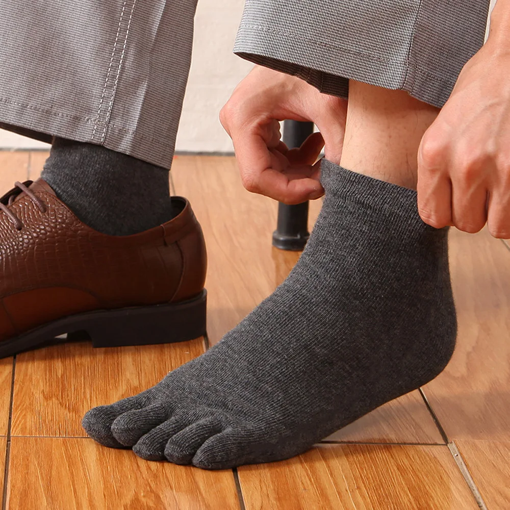 Wholesale Spring Breathable Plain Men Five Toe Socks Cotton White Five Finger Ankle Socks Black