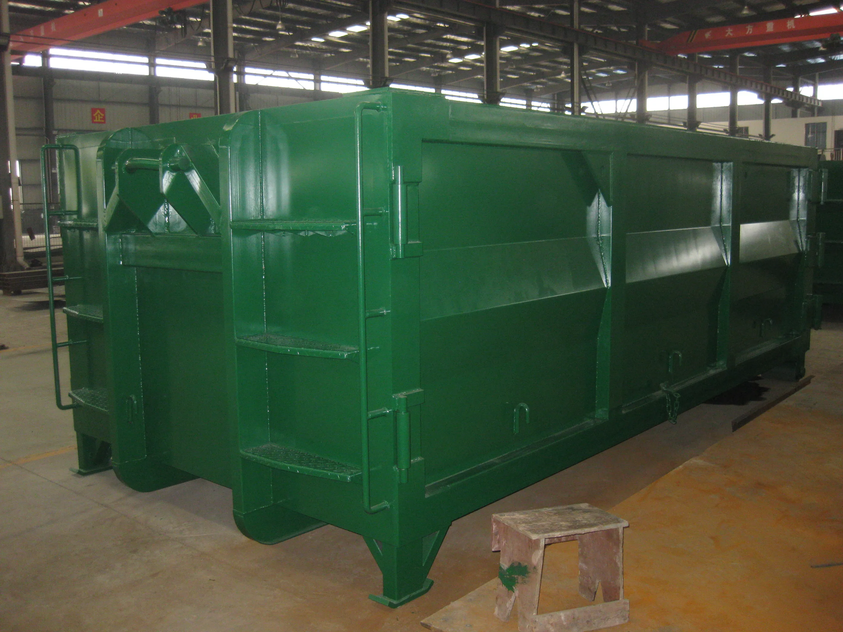 Waste disposable roll off dumpster Waste construction hook lift container hook lift bin