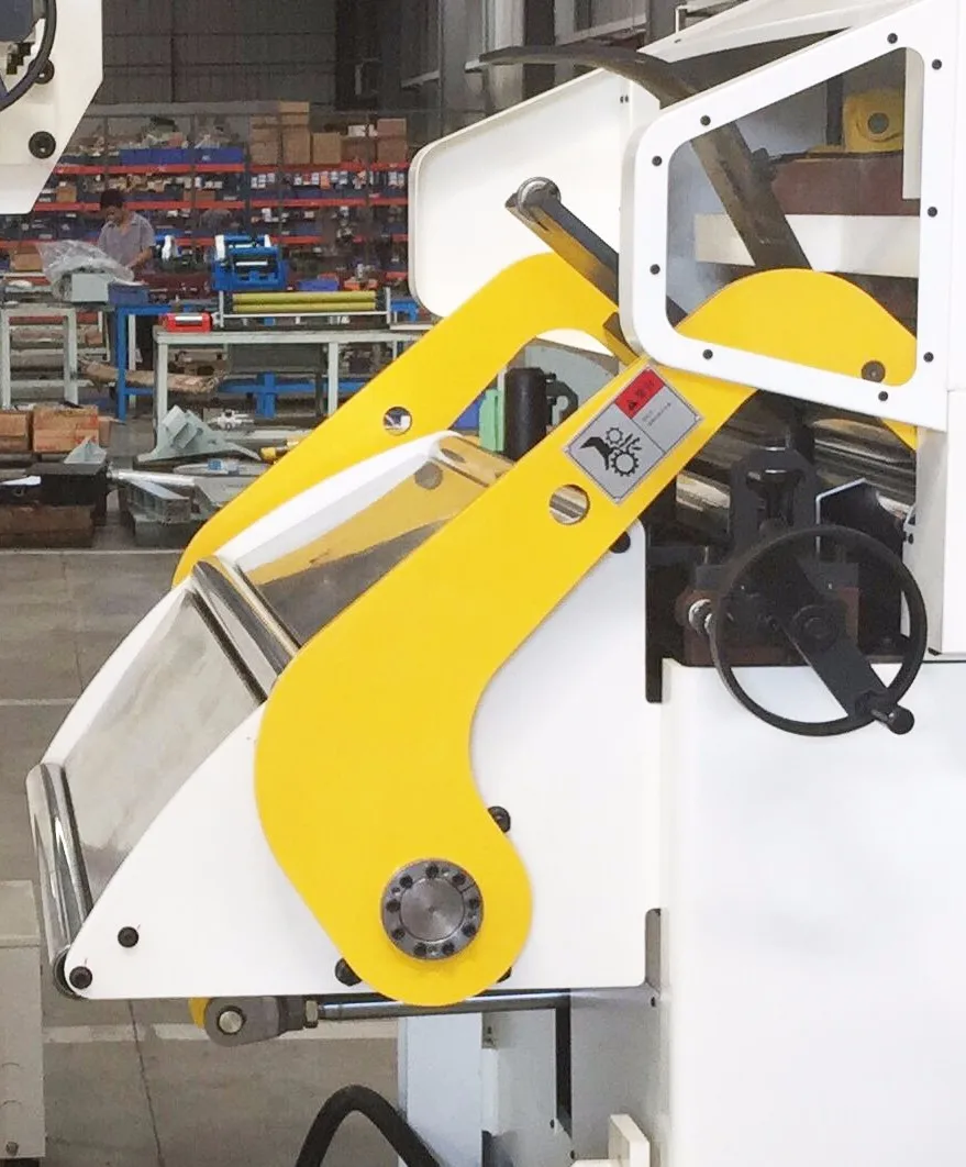 
3 In 1 CNC Servo Roll Feeder Straightener And Uncoiler GLK3 Series For Auto Parts Production 