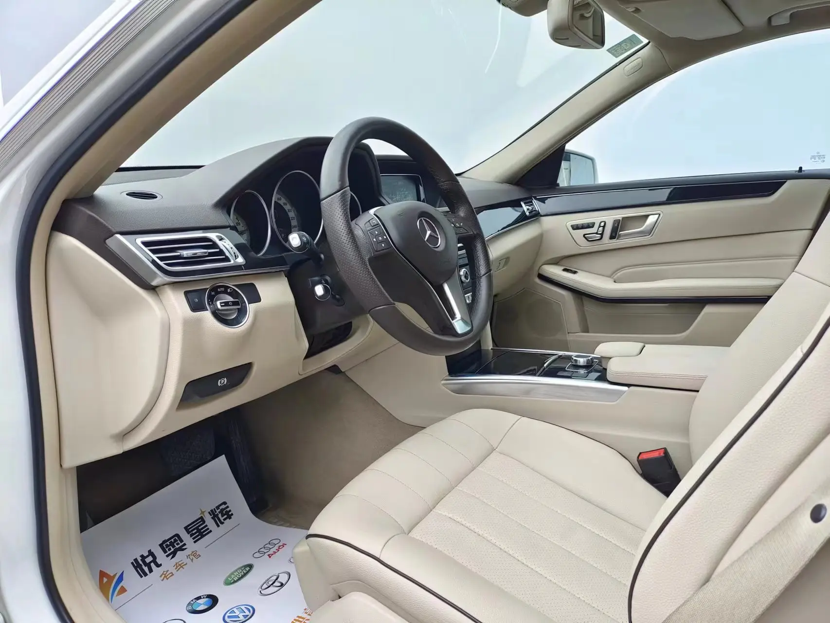 2015 Mercedes-Benz E-series E260L в хорошем состоянии Подержанный автомобиль