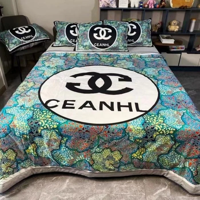 Factory Price  Whole sale Washed silk quilt 4 pieces bedding set comforter duvet set