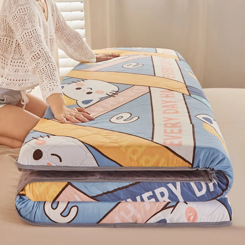 Wholesale Import  Modern Bed Mattresses  King Size Spring Latex Gel Memory Foam Mattress