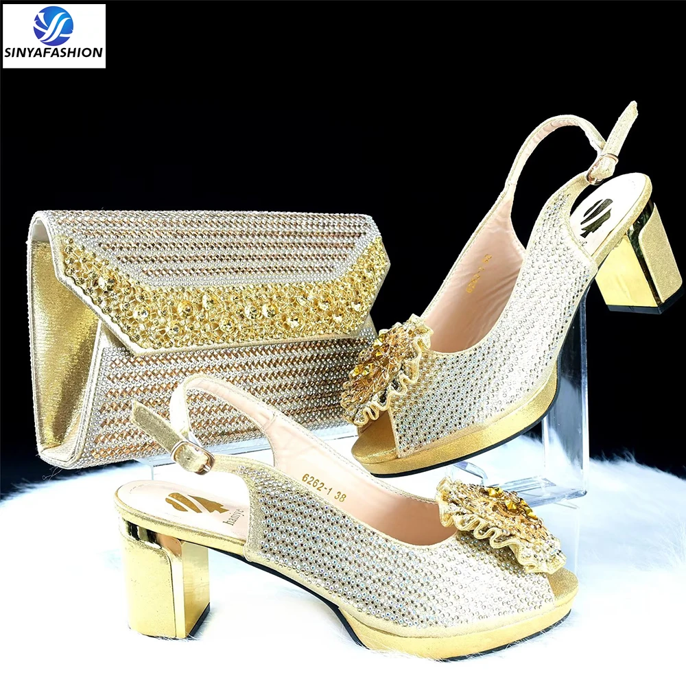 Sinya High Quality Material Shinning Design Green Red Color Design Shoes And Bags Set Rhinestone For African Women Party