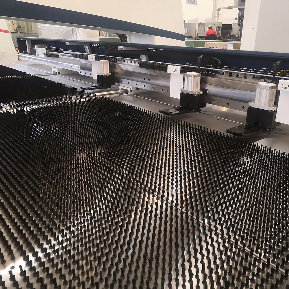 T&L Brand MT Series Servo cnc punching machine cnc turret punching machine with FANUC