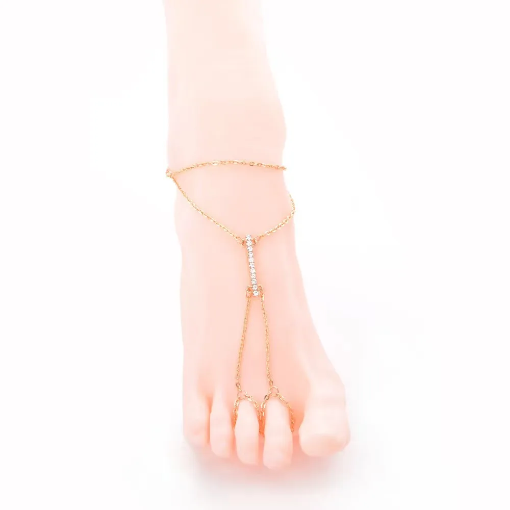 Women Fashion Minimalist Chain Foot Anklets Full Rhinestone Choker Foot Jewelry Anklet with Toe Ring