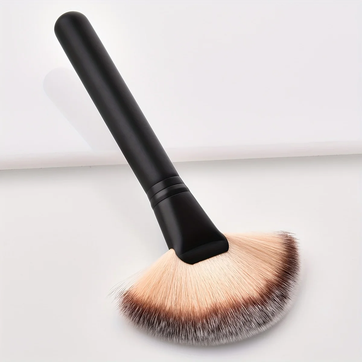 Wholesale Soft Single fan Makeup Brush Multi Use Mask Acid Applicator Brushes Make Up Tool  Professional Make Up Brush Blush