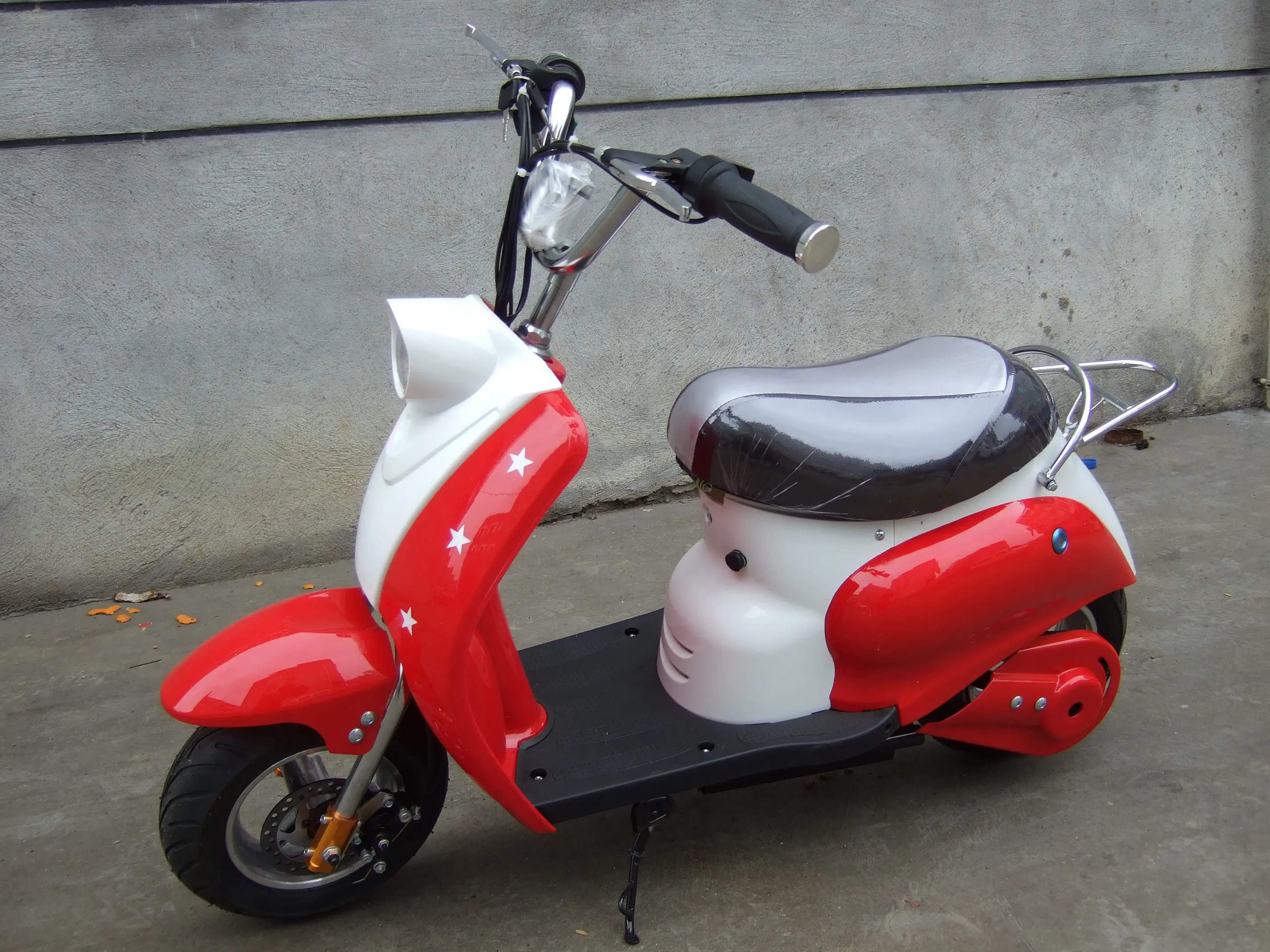 Hot Sale Electric Mini Vespa Scooter 250w for Kids
