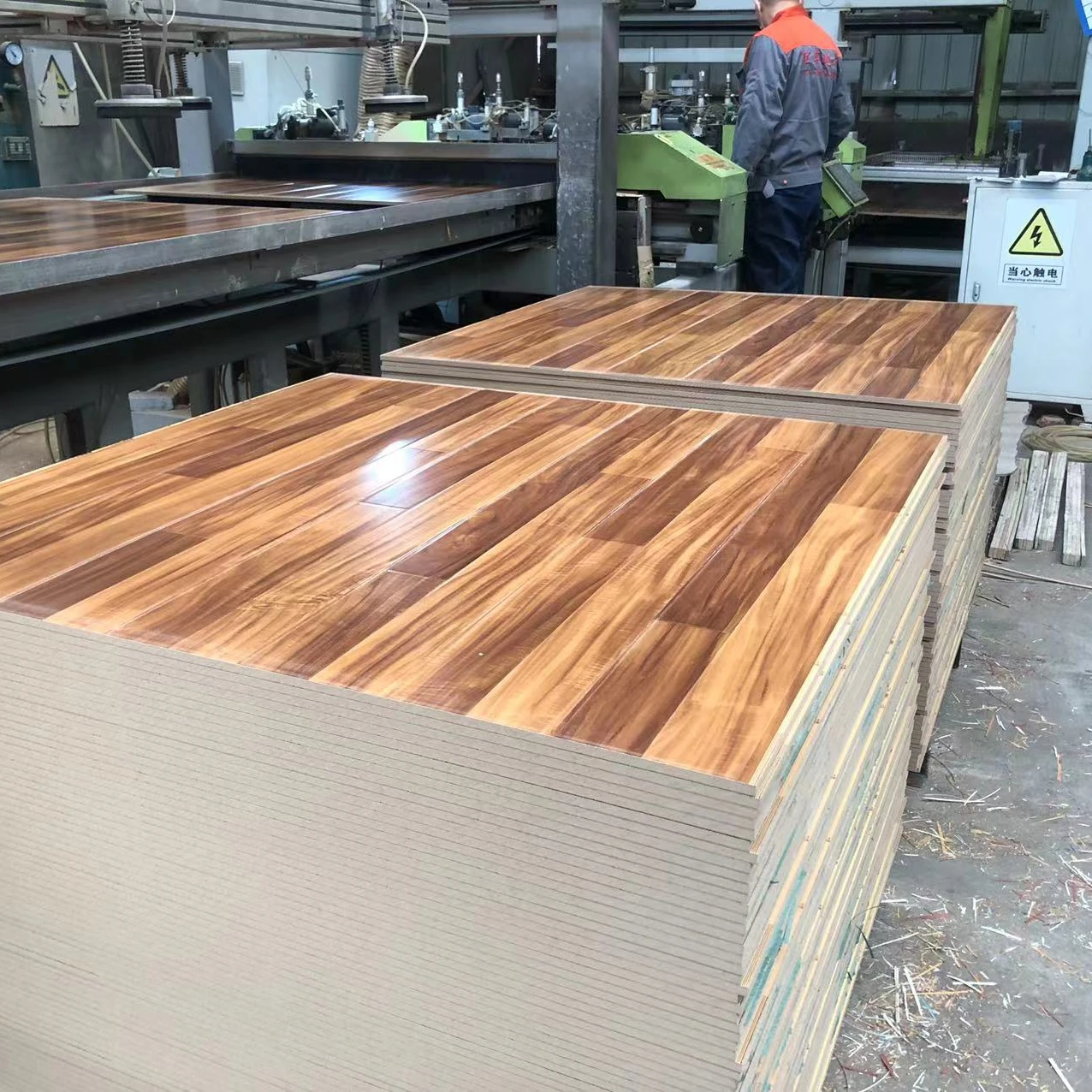 Gingbuilders 12Mm Blue German Technology Euca Decape Indoor Modern Suelo Laminado De Madera 12Mm Laminate Flooring