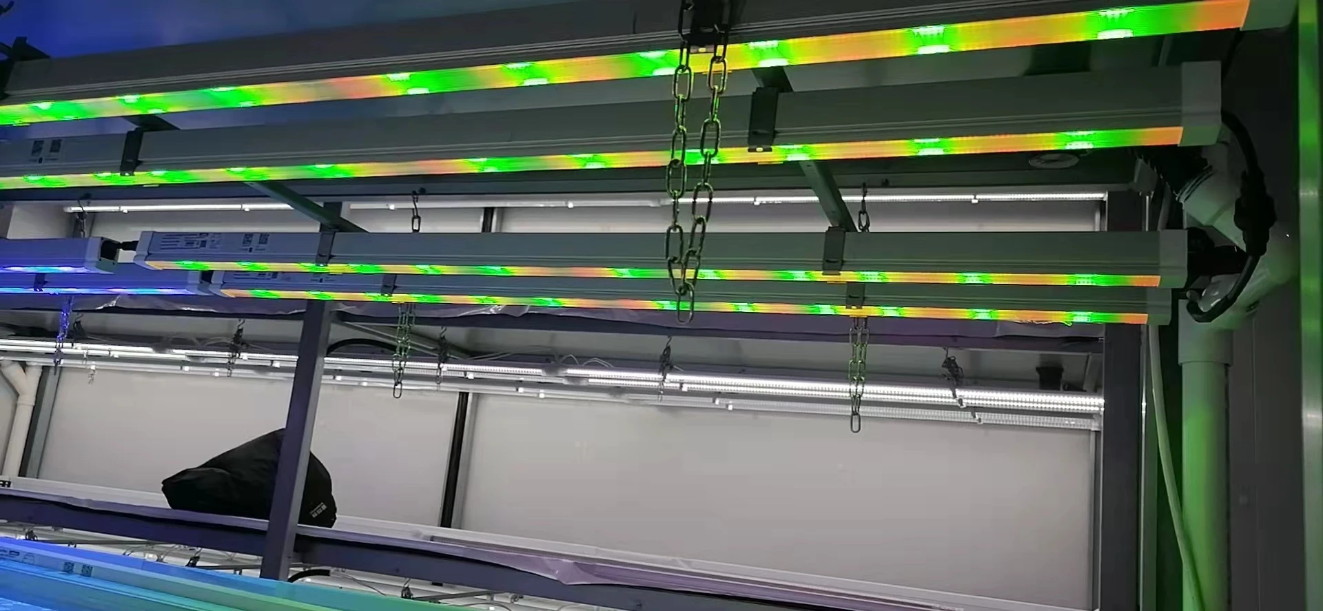 Customized 36W Dimming Led Grow Light Bar for Veg Flower medicinal Plants Growing