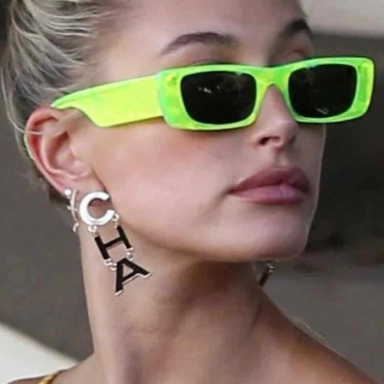 Защита UV400 Новое поступление модные неоновые солнцезащитные очки 2024 женщин с логотипом на заказ маленькие квадратные в стиле ретро