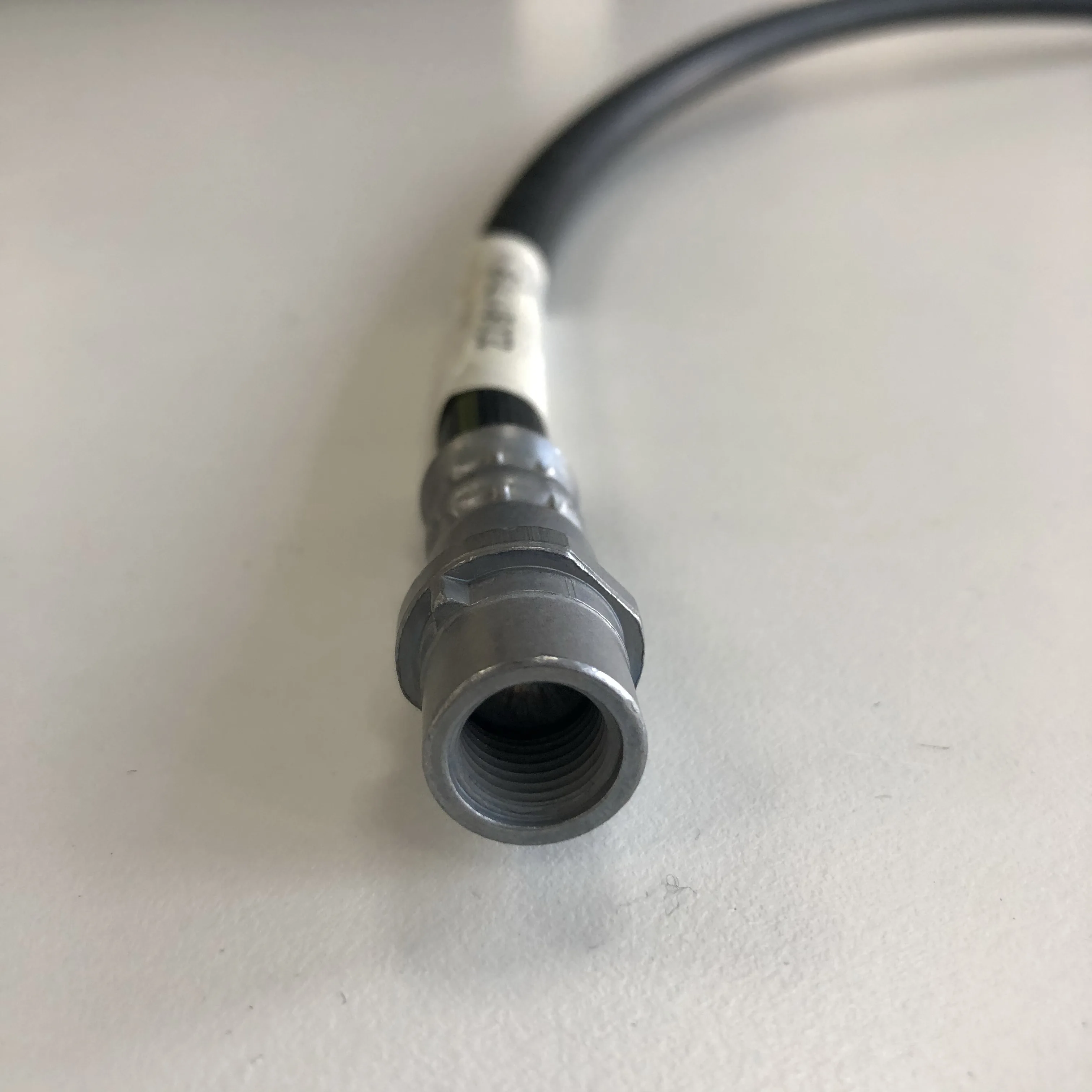 OE2D0611701B BRAKE HOSE SAE J1401 DOT 1/8 HL FRONT LEFT RIGHT