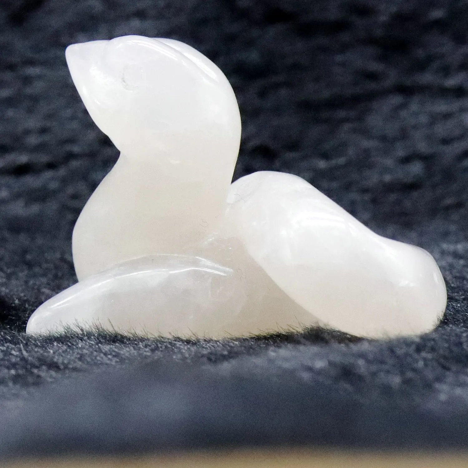 Wholesale natural rose quartz crystal carvings rose quartz crystal snake for home decoration