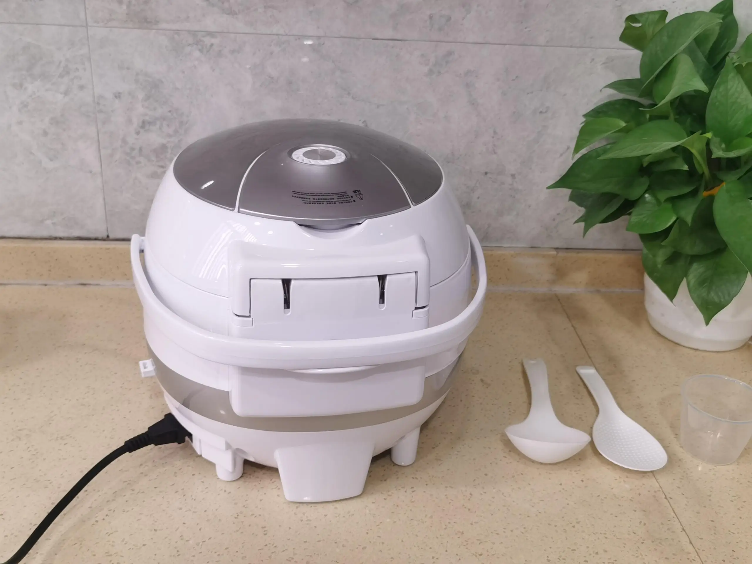 Wholesale Home Using 220V 5L 304 SS Inner Pot Rice Cooker Touch Sensitive Buttons Quick Cooking Non stick  Rice Cooker