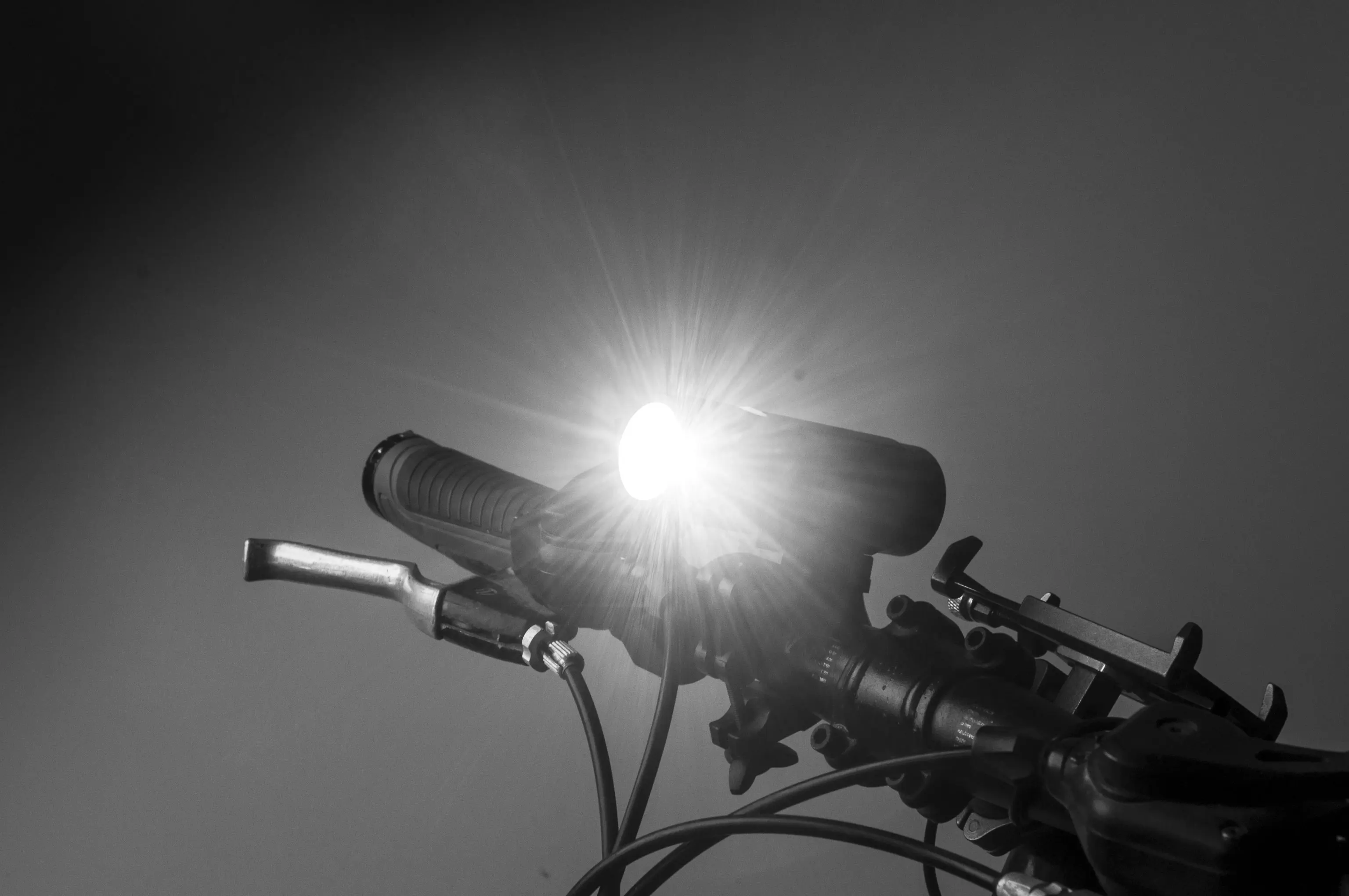 Machfally Bicycle Light 250 Lumens USB Rechargeable Led Mountain Motion sensor bike light