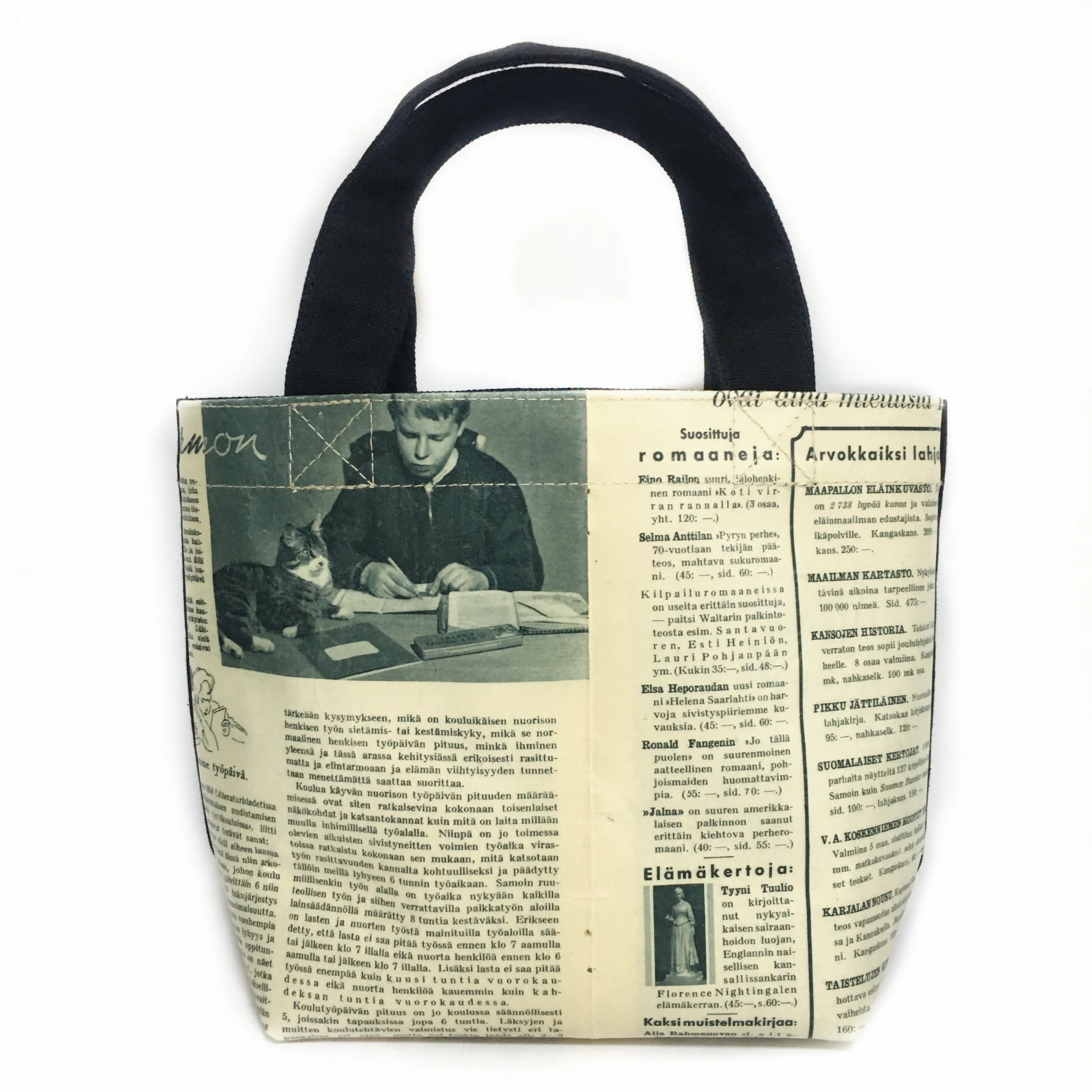 Экологически чистые товары 2021The art-house, газета Tote, несет сумку для покупок в сумке через плечо