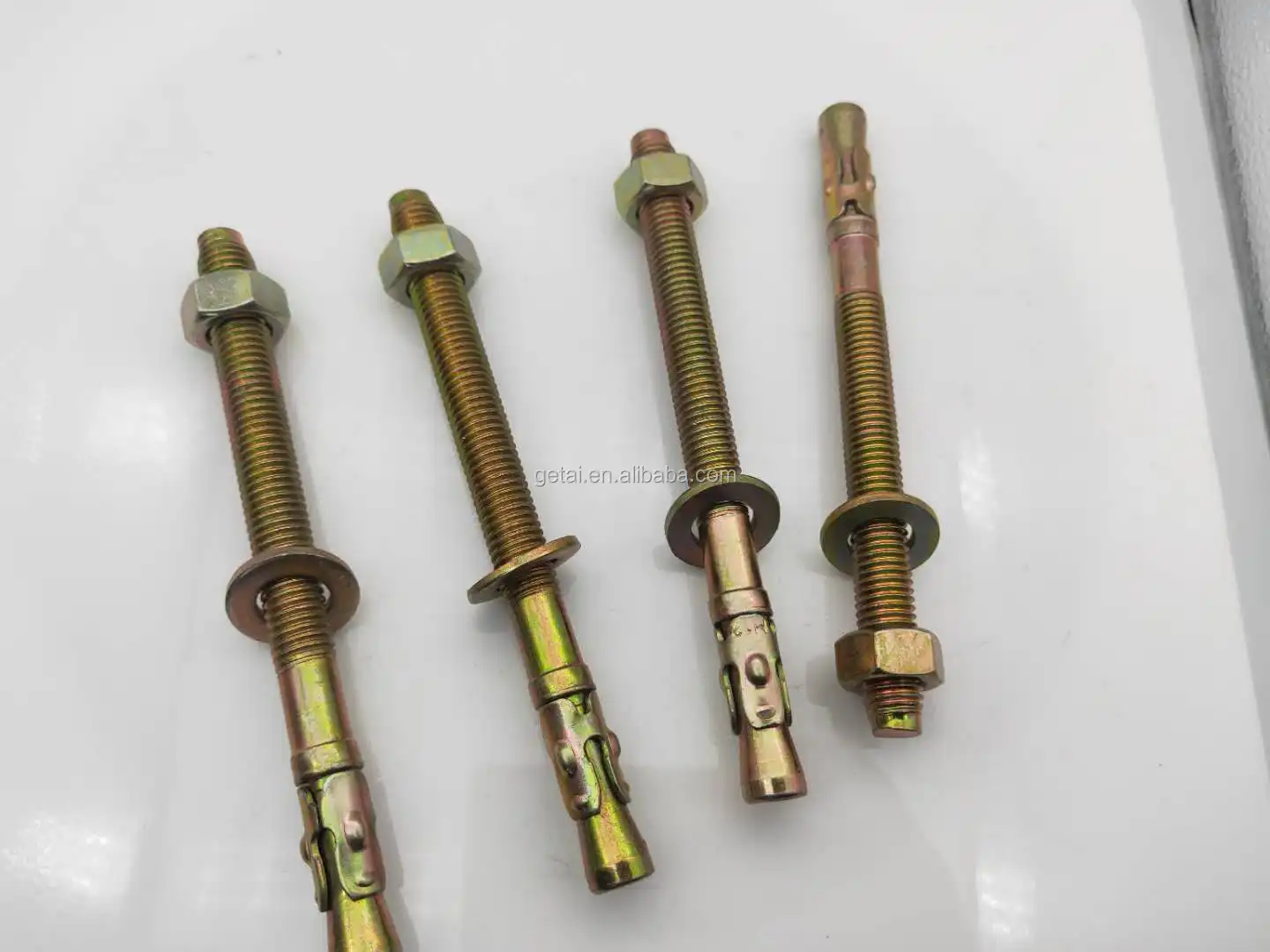 Screw Type Expansion Wedge Anchor Bolts