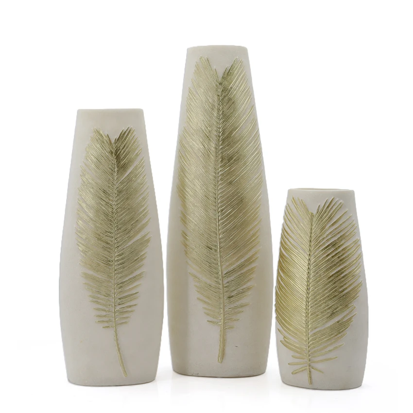 Tropical Collection Leaf Pattern Vase for Garden Home Decor Wholesales Artificial For Tabletop Vase Nature