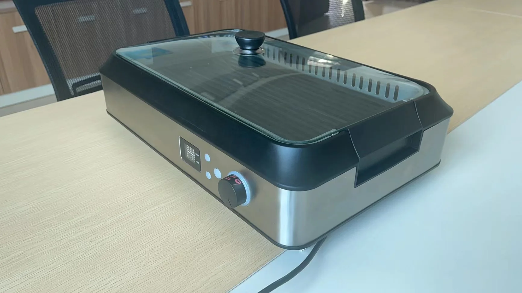 Smokeless Hot Pot Wok Cooking Electric Chinese Hot Pot Pan For Home Use