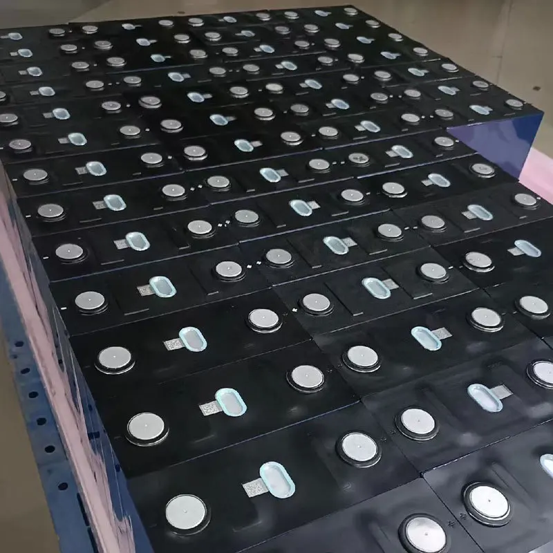 Lfp Battery Lithium Cell Lifepo4 Battery 280ah 3.2V 50ah 105ah 160ah 230ah 272ah 320ah Toys Battery Xiamen 3years L173F280A 1C