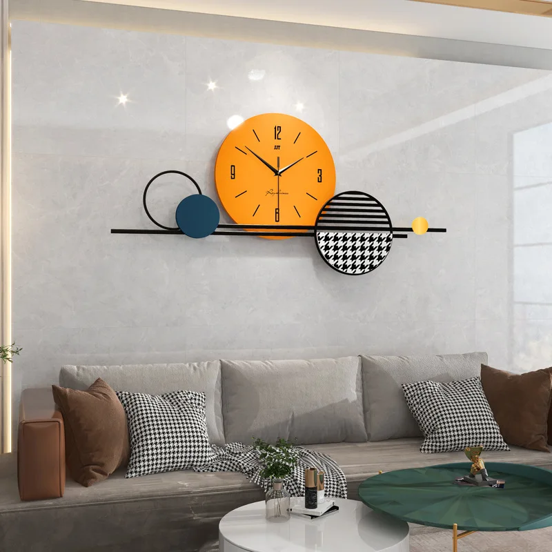 Fashionable and luxurious wall clock living room creative home decoration clock Nordic minimalist wall clock