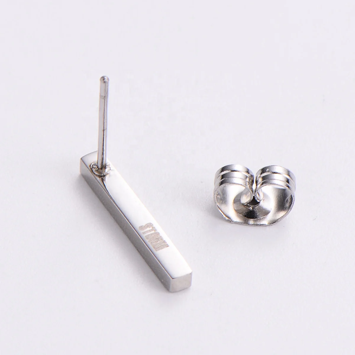 Hypoallergenic Surgical Stainless Steel Earrings For Men And Women Designer Bar Stud Earrings Popular Brands