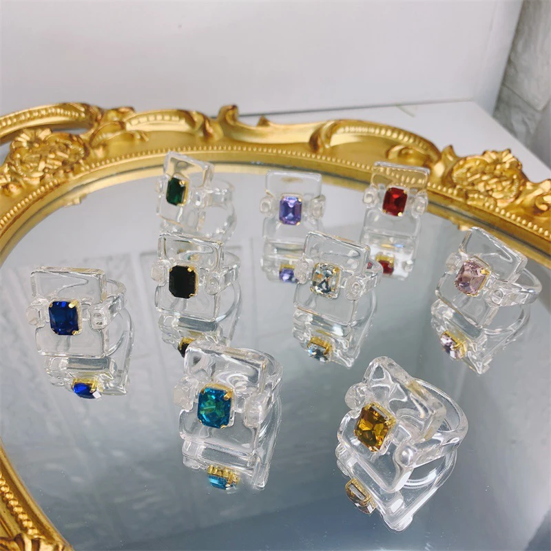 New Fashion Clear Geometric Big Resin Ring Wholesale Chunky Women Plastic Rings Crystals Rhinestones Rings Girls Jewelry