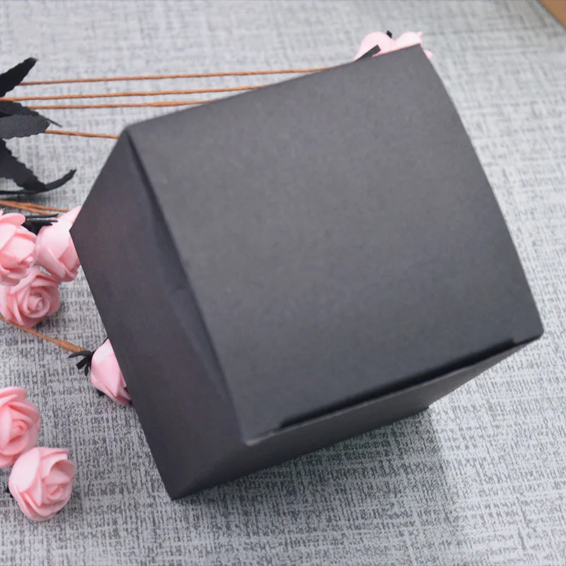 50pcs kraft paper packaging box Black/White/Kraft Paper Square Candy Box Wedding Party Favor Gift Boxes black cardboard boxes