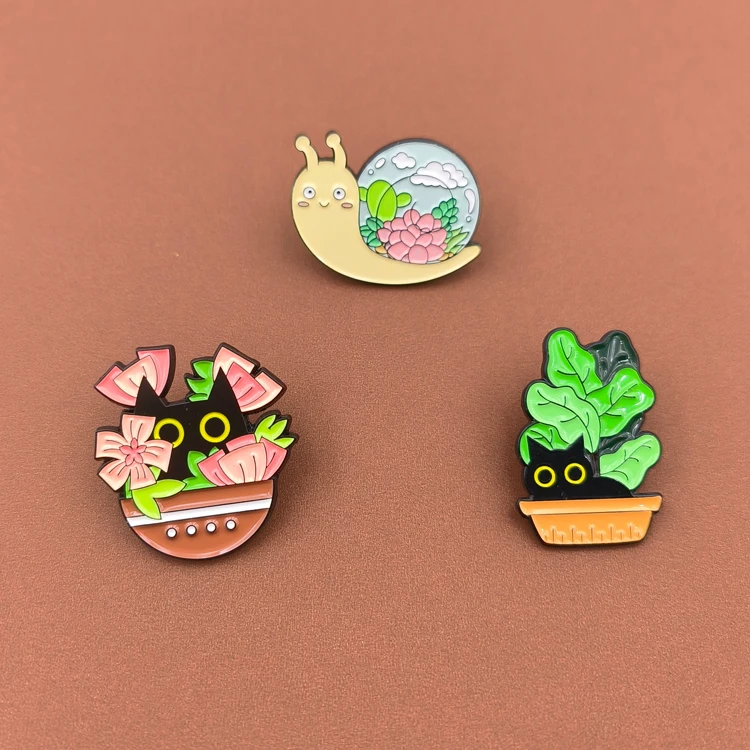 custom environmental small metal pin badges animal emblems die casting zinc alloy enamel pin badges