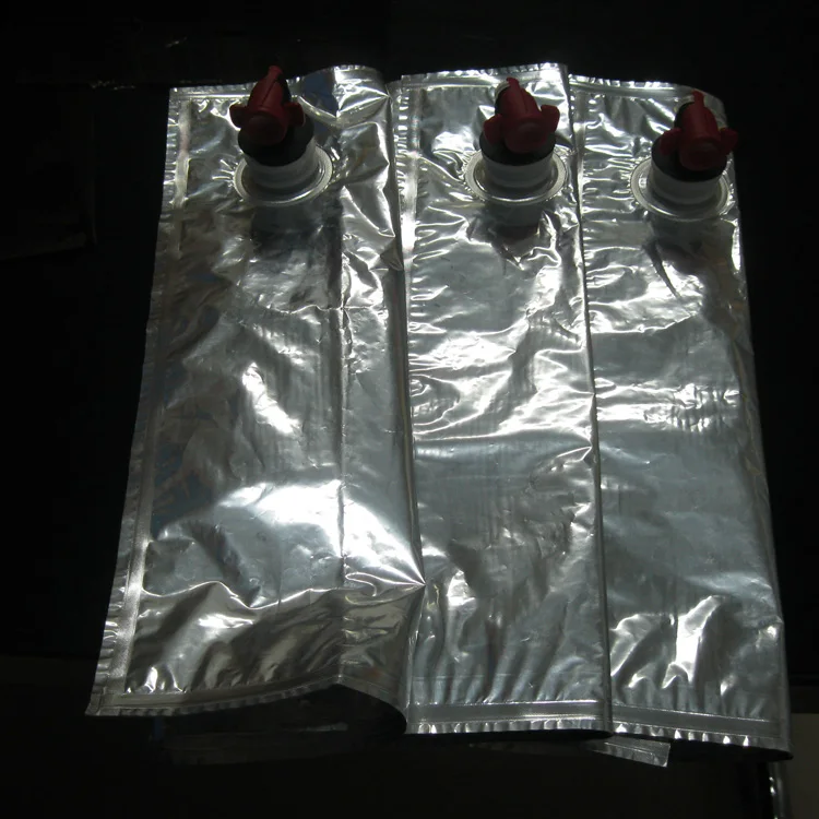 Customized plastic transparent soda bib bag pouch in box 3 liter