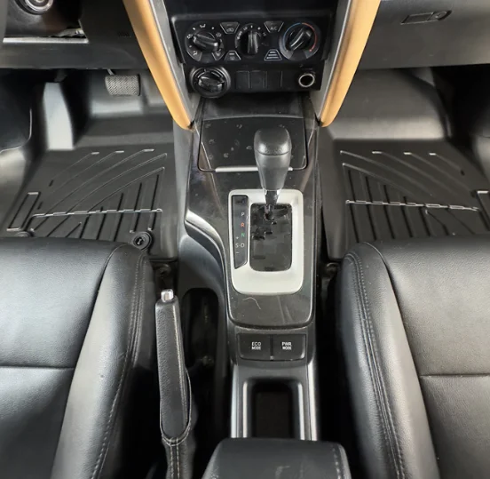 KQD Factory Accept Customized Logo New Design 3D Car Carpets For Toyota Corolla 2012-2018