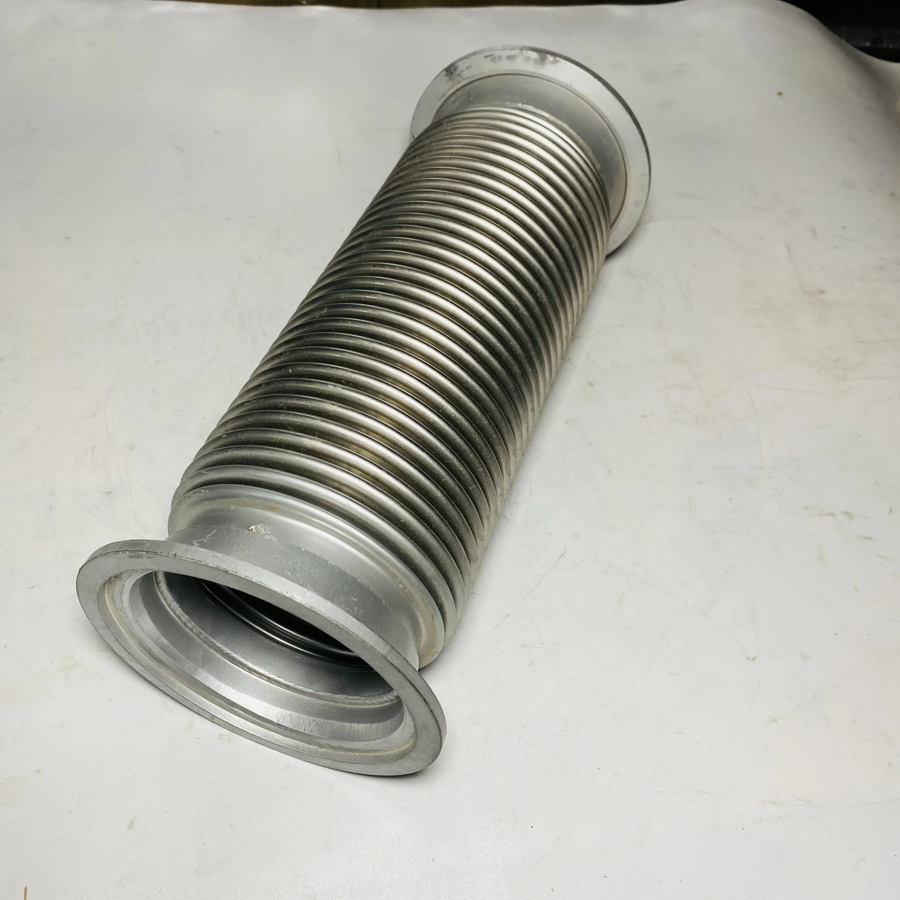 Гибкий Dz95259540017 нержавеющая сталь вакуумный фитинг сильфонный рукав зажим Соединительный сильфон (Обновлено до dz96259540017)