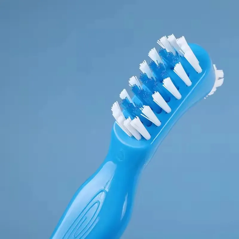 Зубная щетка с двойной щетиной