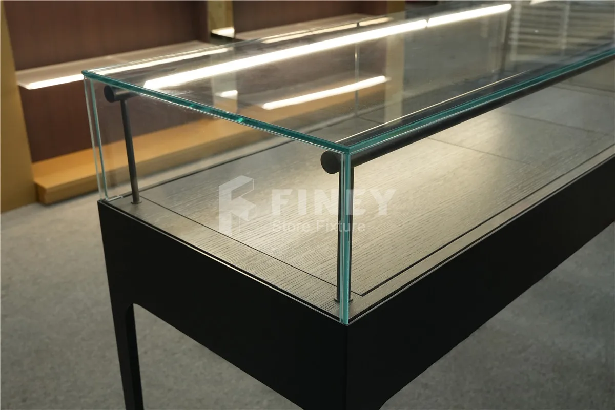 Customized Boutique Showcase with LED Light Cabinet Diamond Jewelry Wall Display for Shop Interior Design Fitting