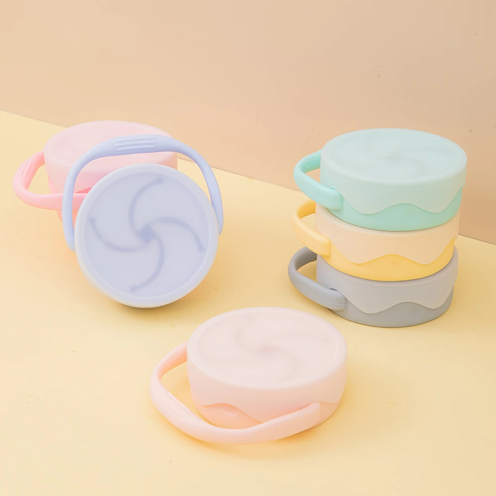 OEM Food Container No Spill baby edible grade silica gel safety complementary food fold snack cup