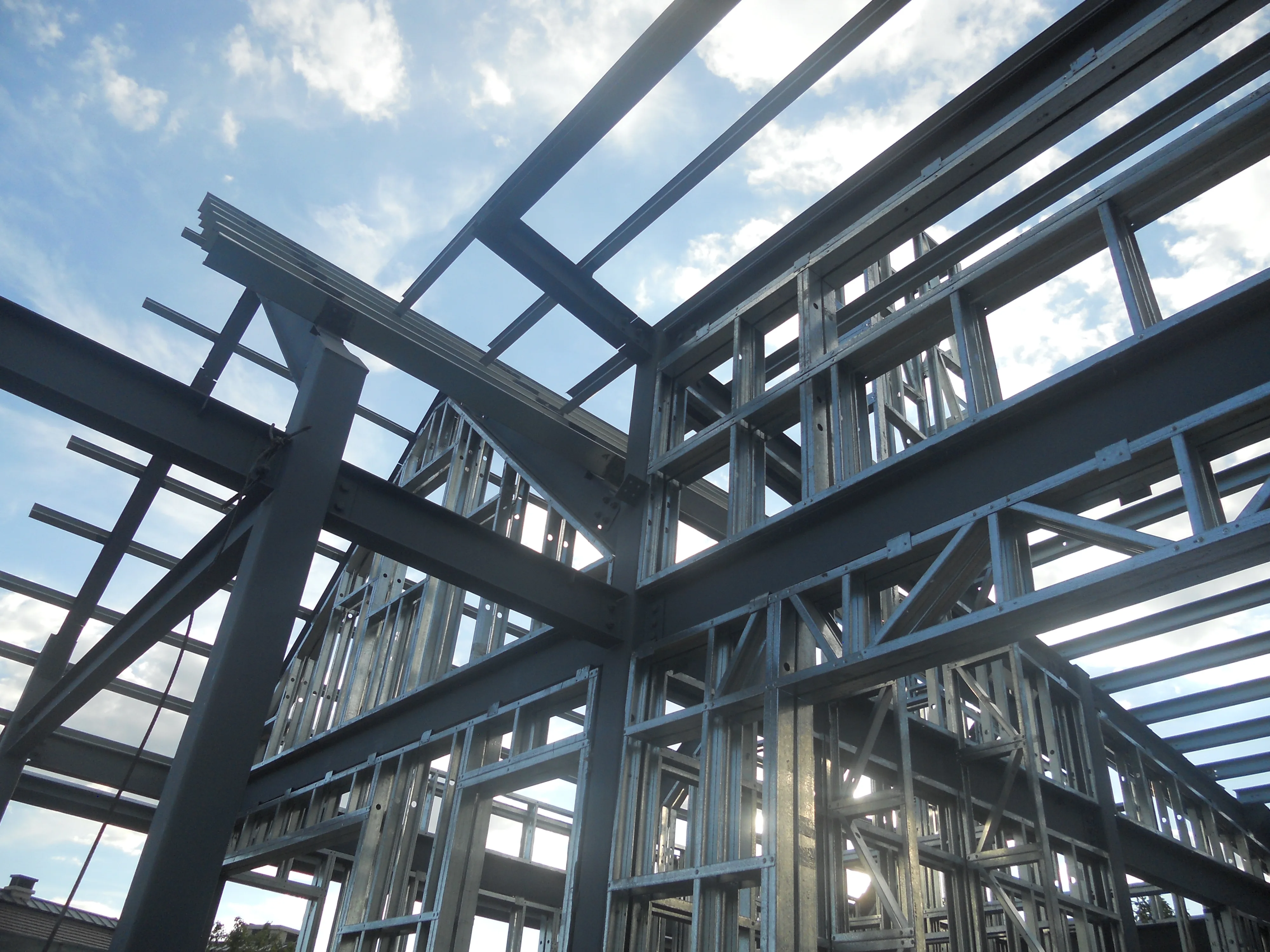 Luxury modern design Steel structure villa 5 bedroom prefab house