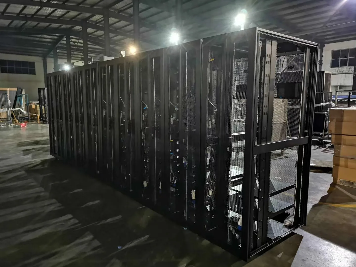 data center room outdoor cabinet with air conditioner system 42u cooler network cabinet