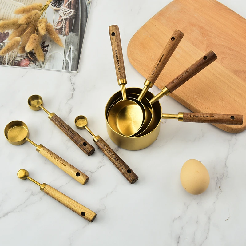  Золотой 8 piecesstainless стали мерные чашки и ложки с Акация деревянная ручка для сухих жидких