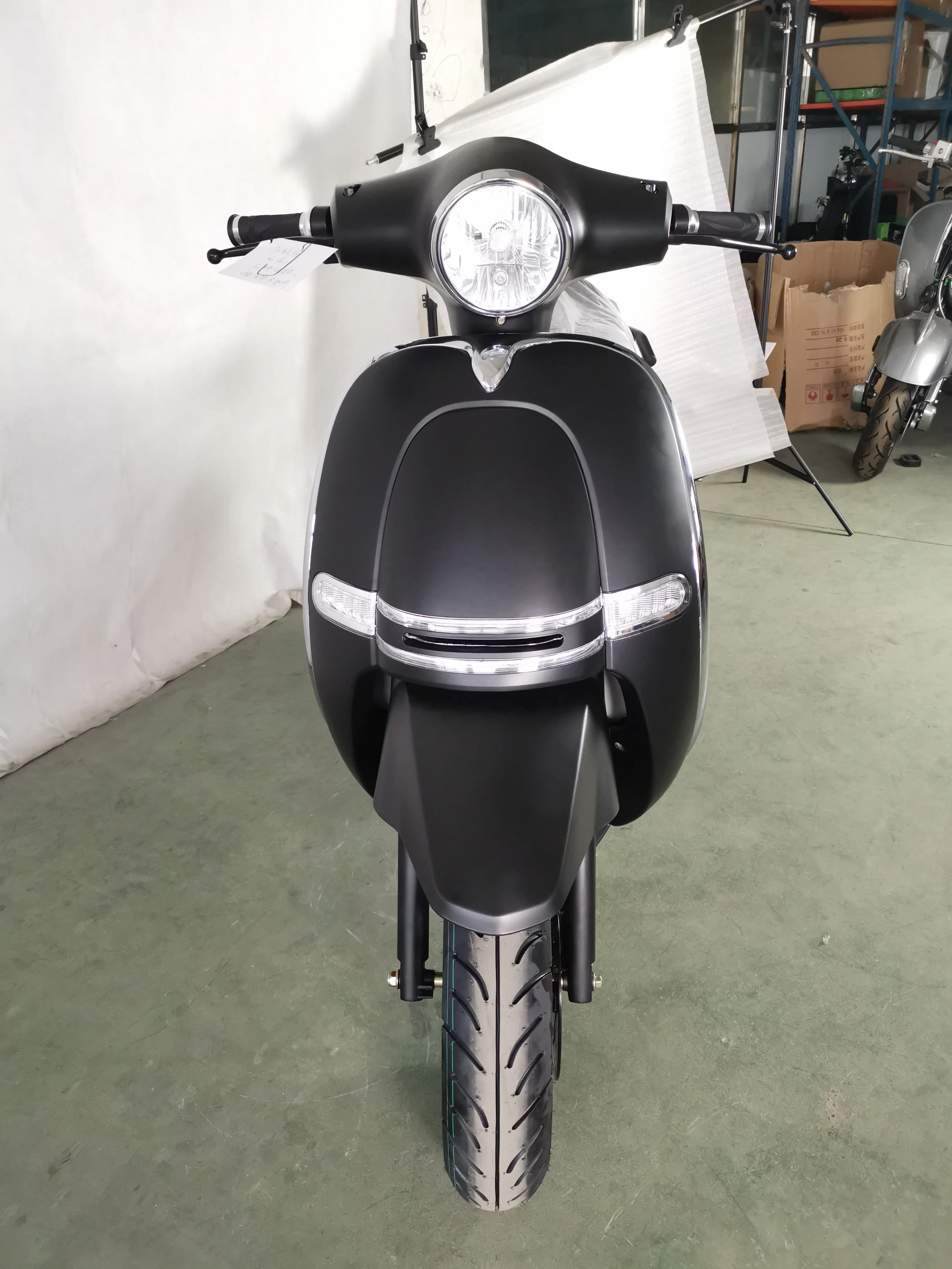 
adults electric motorcycle 3000w with cheap and powerful with portable LG lithium battery 