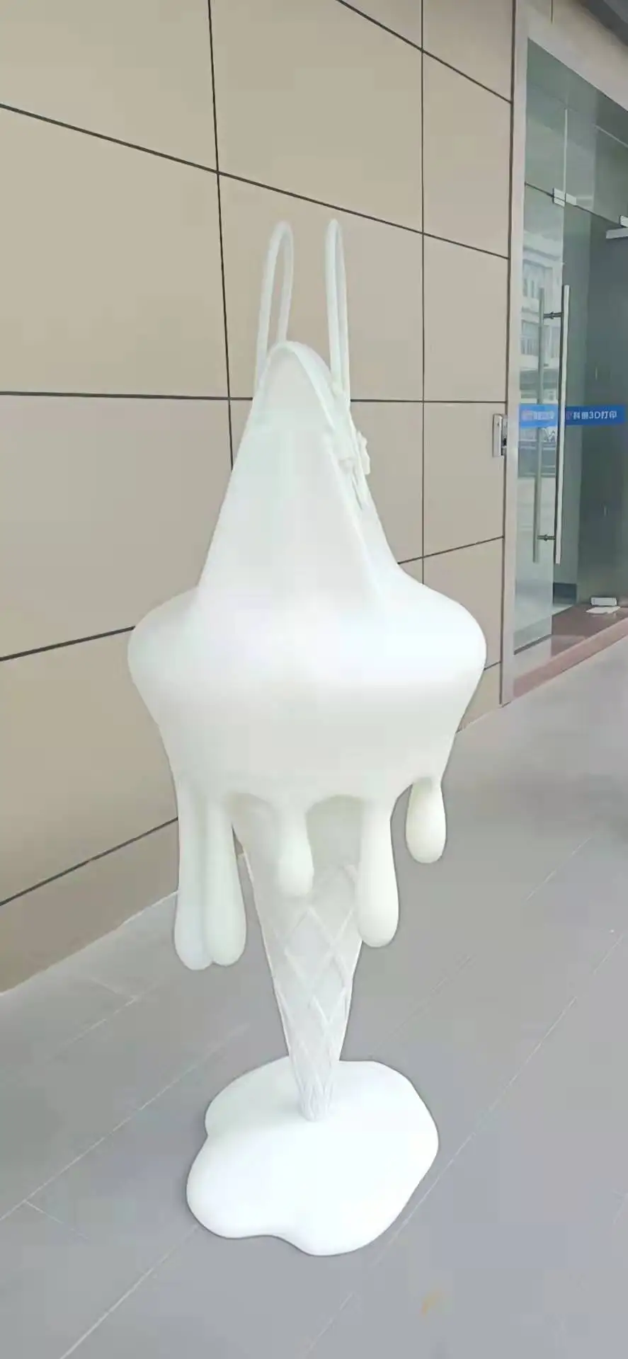 Hot sale custom modern fiberglass home decor ice cream bag statue sculpture for shop home decoration