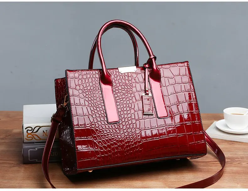 Fashion Solid Color Designer Hard Lacquer Tote Bags Women Hand Bags Ladies Luxury Handbag 2021