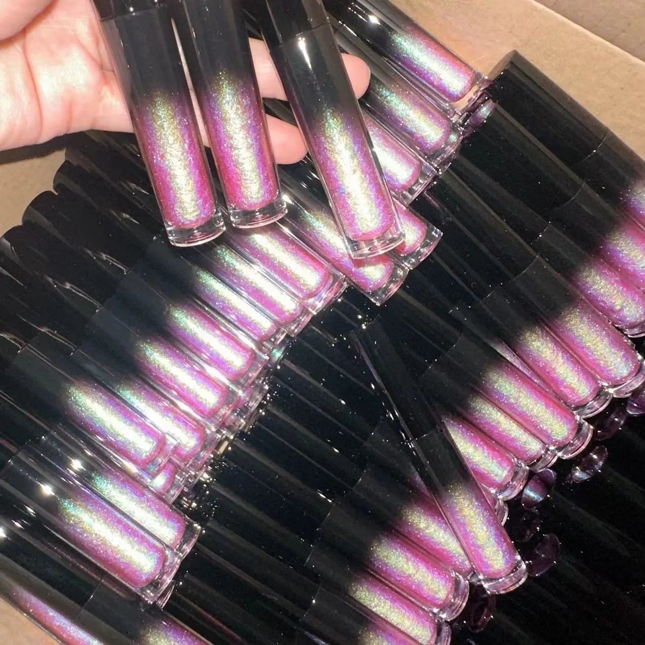 2023 Custom Logo Lip Makeup Lipgloss Vendor Private Label Duochrome Lip Gloss Wholesale Bulk Glossy Chameleon Lip Gloss