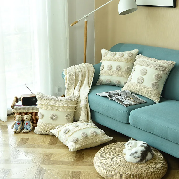Innermor Tufted Boho Pillows Home Decorative Pillowcase Cotton Moroccan Cushions Handmade Tassels Pillow cover