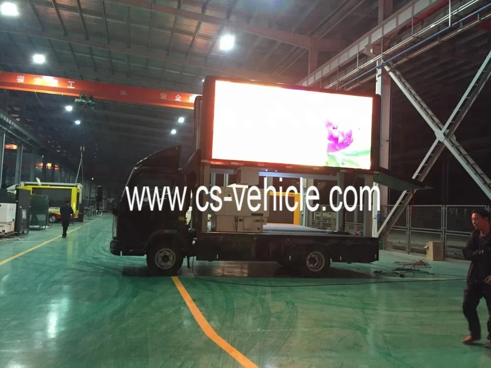 Sinotruk HOWO 4*2 116HP P6 LED light truck led advertisement truck led mobile advertising trucks for sale