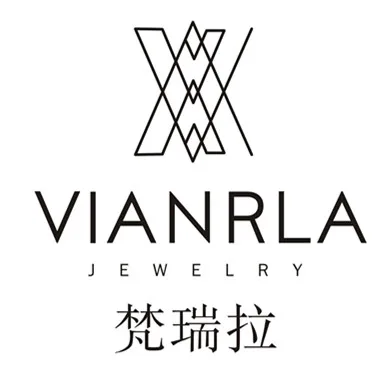 VIANRLA  925 sterling silver emboss lion round coin 18k gold plated pendant necklace