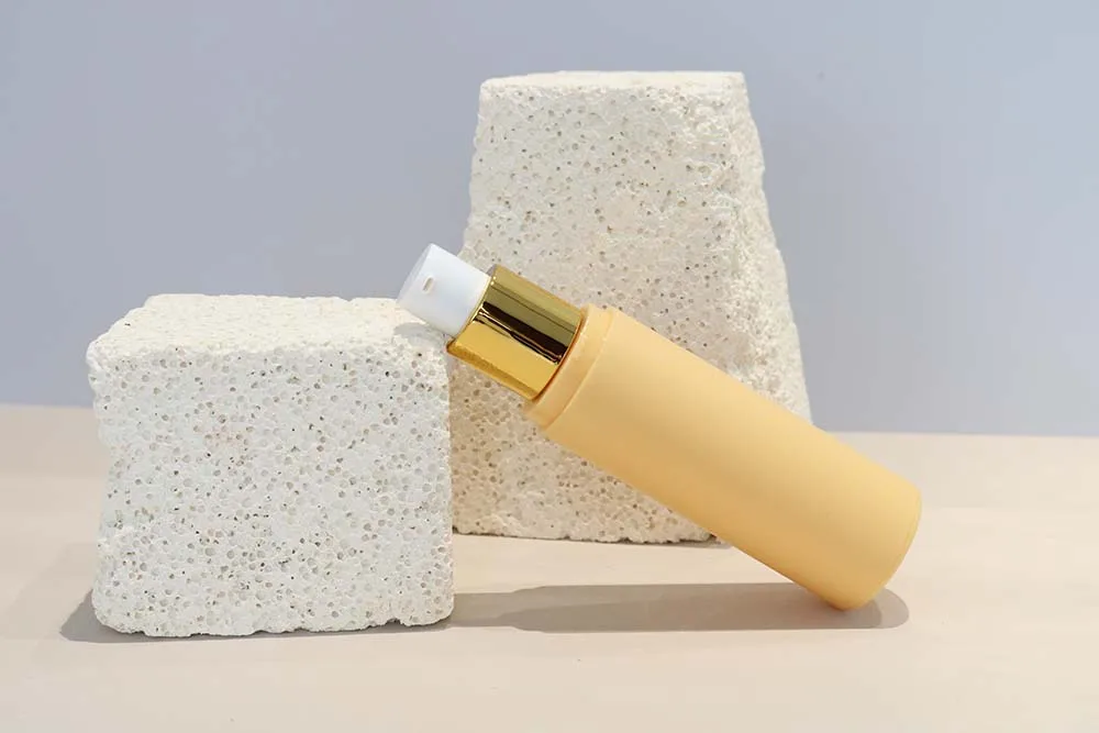 Support Customized Airless Bottle 20ml 30ml 40ml 50ml Frosted Empty Plastic Packing Airless Pump Bottles